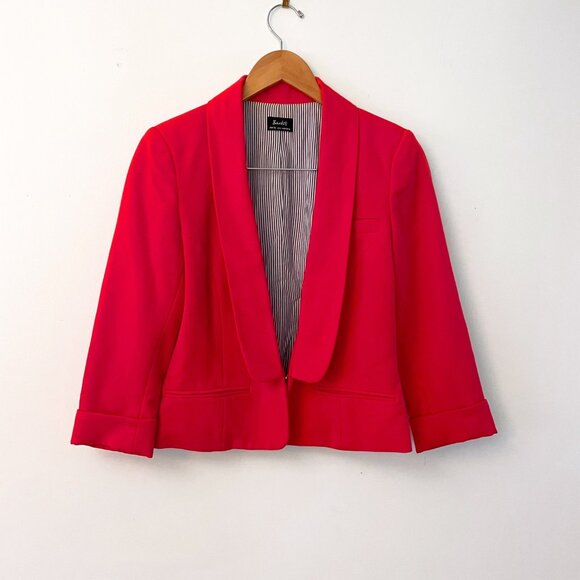 Bardot Women's Bilson Red Cropped Blazer, Size 6 - Picture 1 of 6